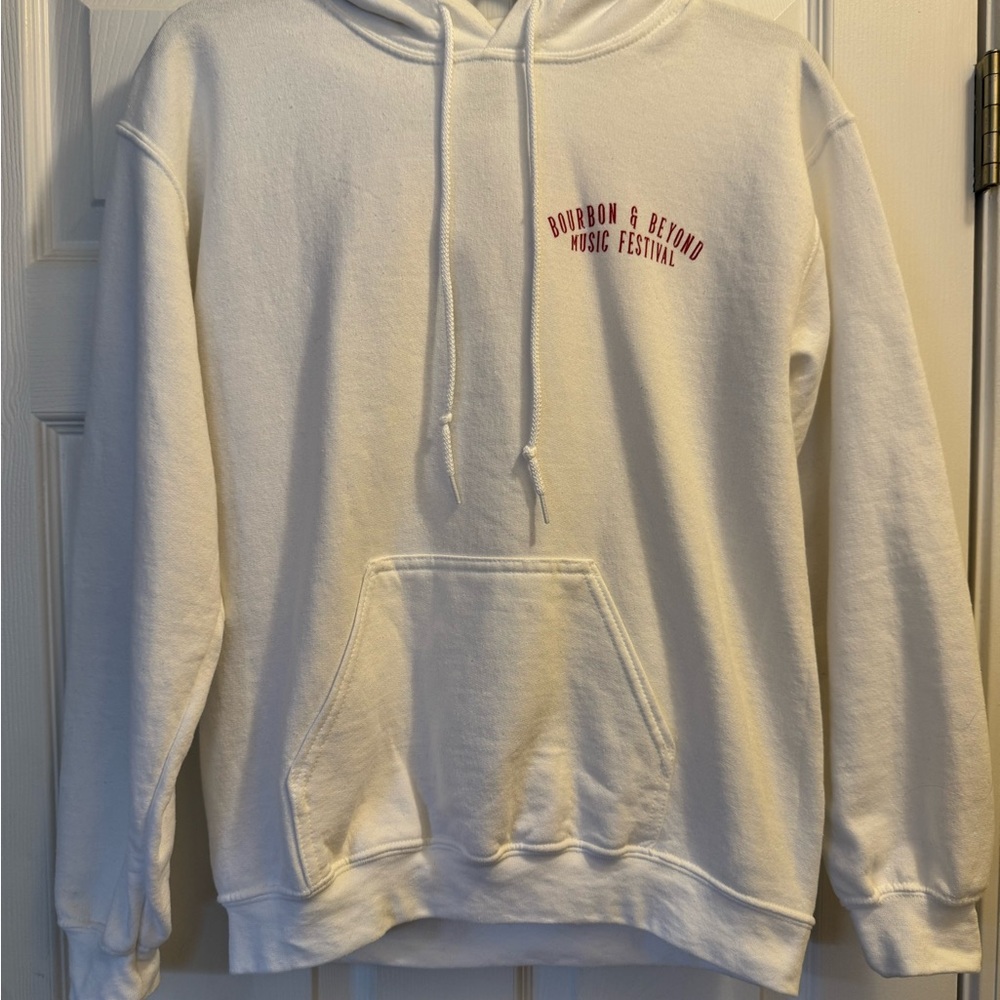 Bourbon & Beyond 2023 White Hoodie Size Adult Small